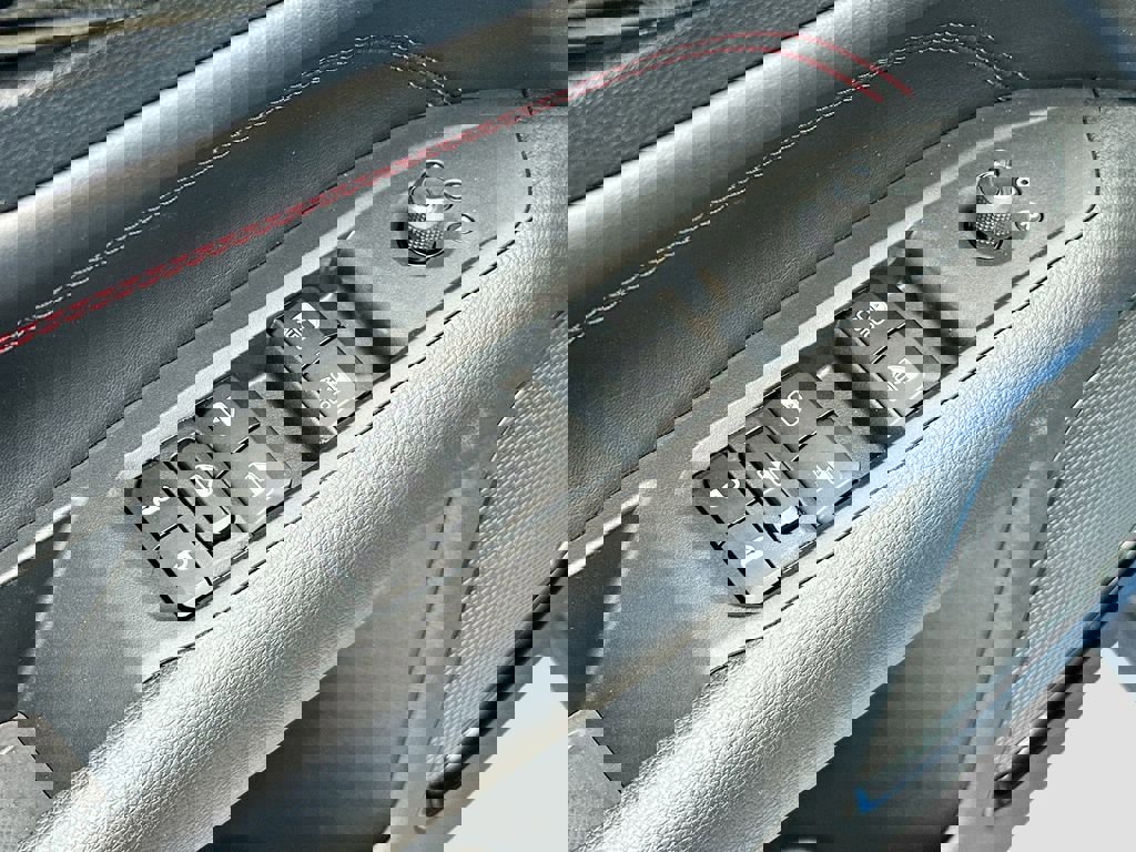 New 2026 Jeep Compass Trailhawk image 18