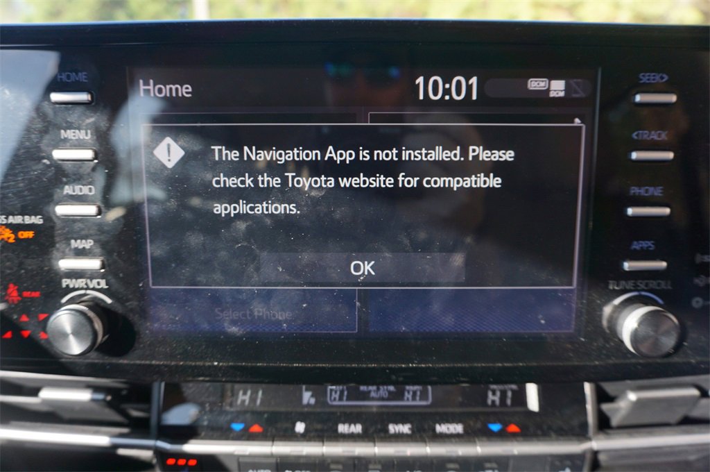 Used 2021 Toyota Sienna XLE image 10