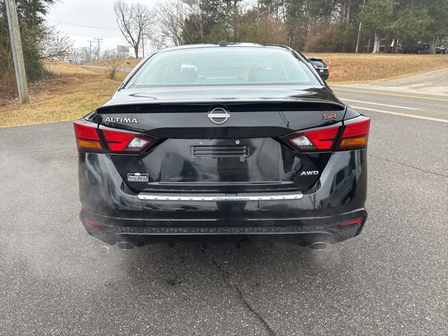 Used 2023 Nissan Altima 2.5 SR image 3