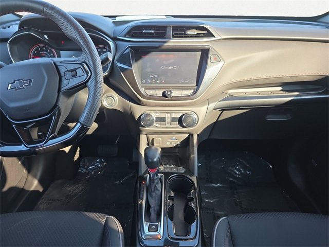 Used 2021 Chevrolet TrailBlazer RS w/ Technology Package image 11