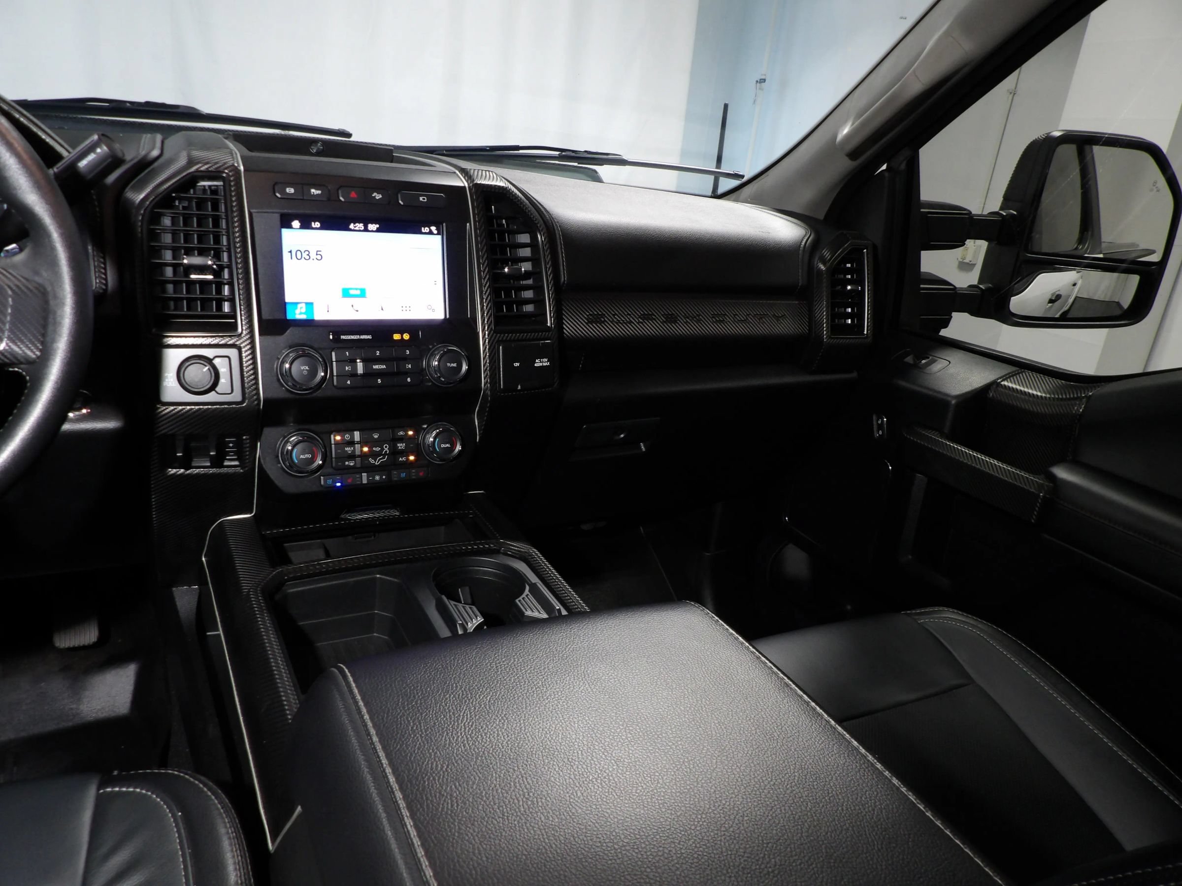 Used 2019 Ford F250 Lariat w/ Lariat Ultimate Package AWD/4WD image 27