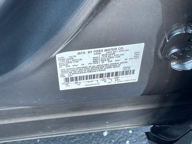Used 2021 Ford Explorer XLT w/ Equipment Group 202A AWD/4WD image 21
