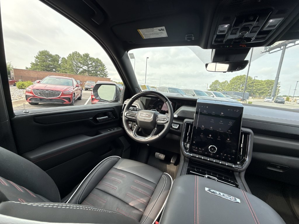 Used 2026 GMC Yukon AT4 Ultimate AWD/4WD image 19