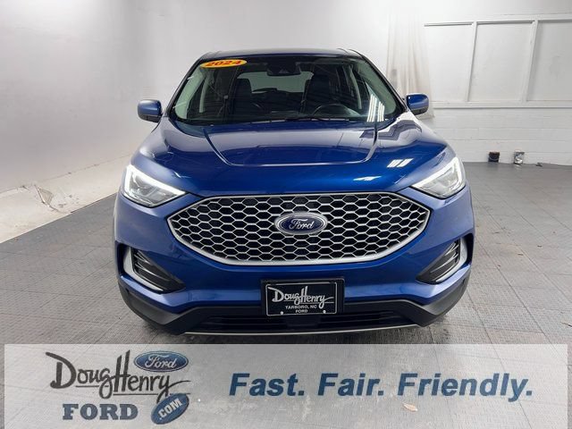 Used 2024 Ford Edge SEL AWD/4WD image 2