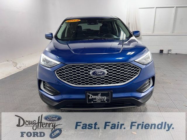Used 2024 Ford Edge SEL image 2