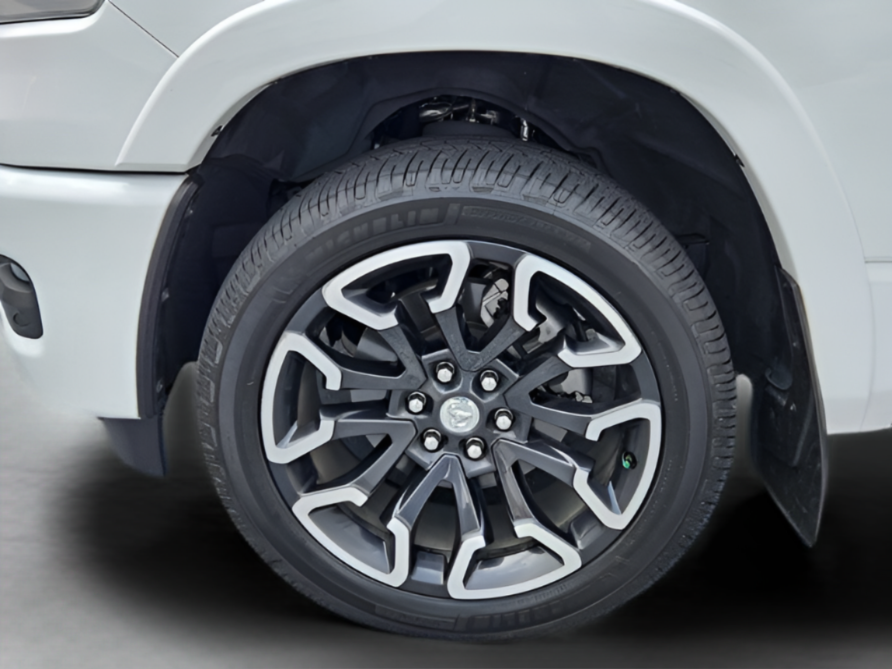 Used 2025 RAM 1500 Limited AWD/4WD image 46