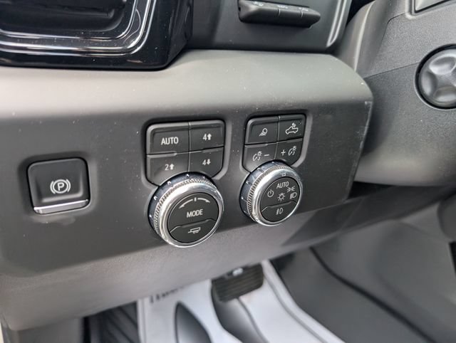 New 2026 GMC Sierra 1500 AT4 w/ AT4 Premium Package AWD/4WD image 18