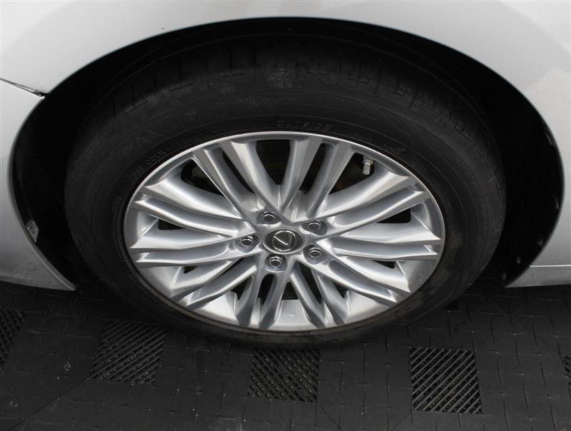 Used 2013 Lexus ES 350 w/ Luxury Pkg FWD image 19