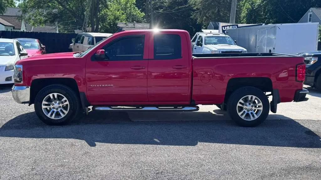 Used 2016 Chevrolet Silverado 1500 LT w/ All Star Edition AWD/4WD image 2
