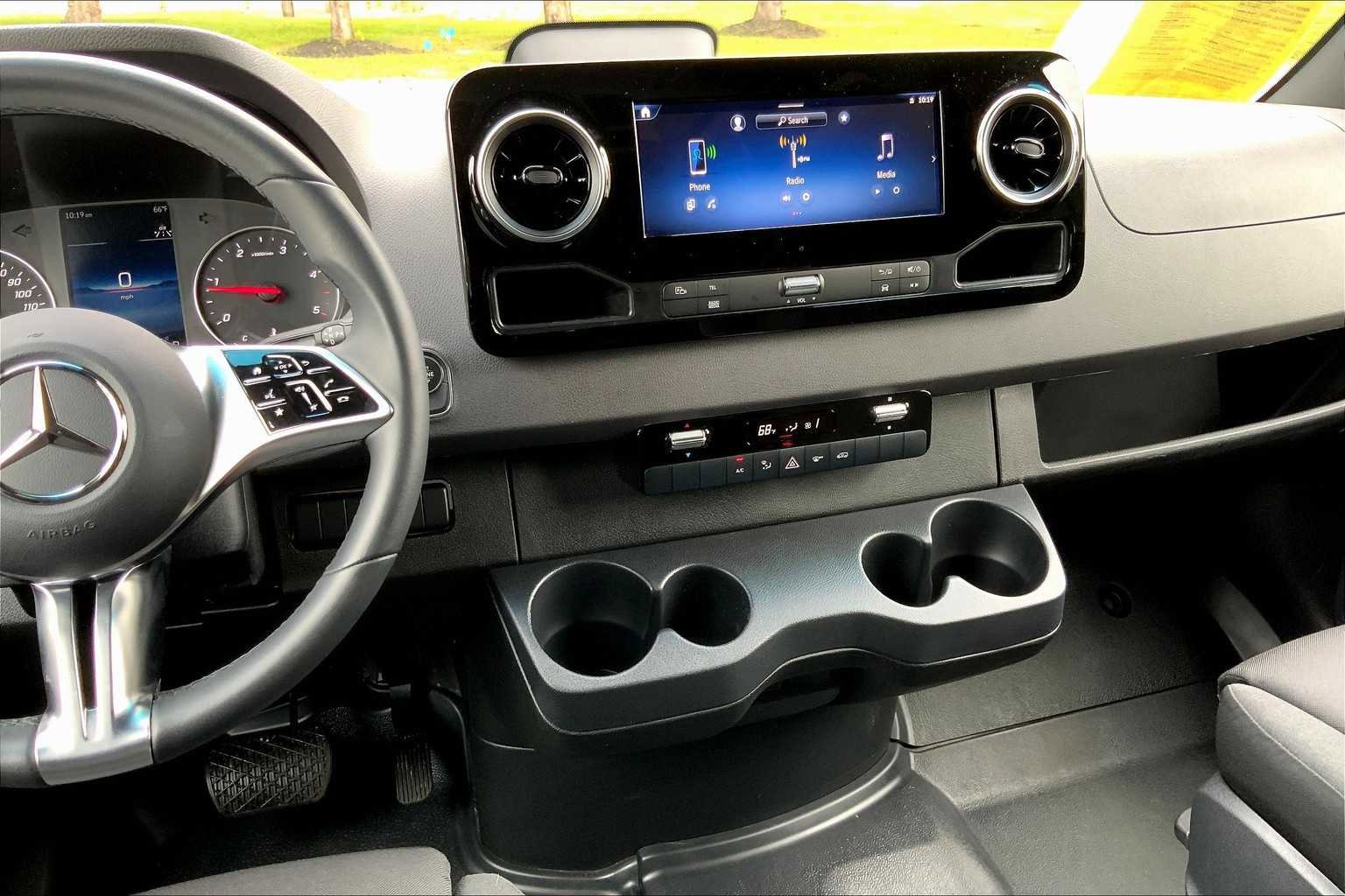 Certified 2025 Mercedes-Benz Sprinter 2500 image 6