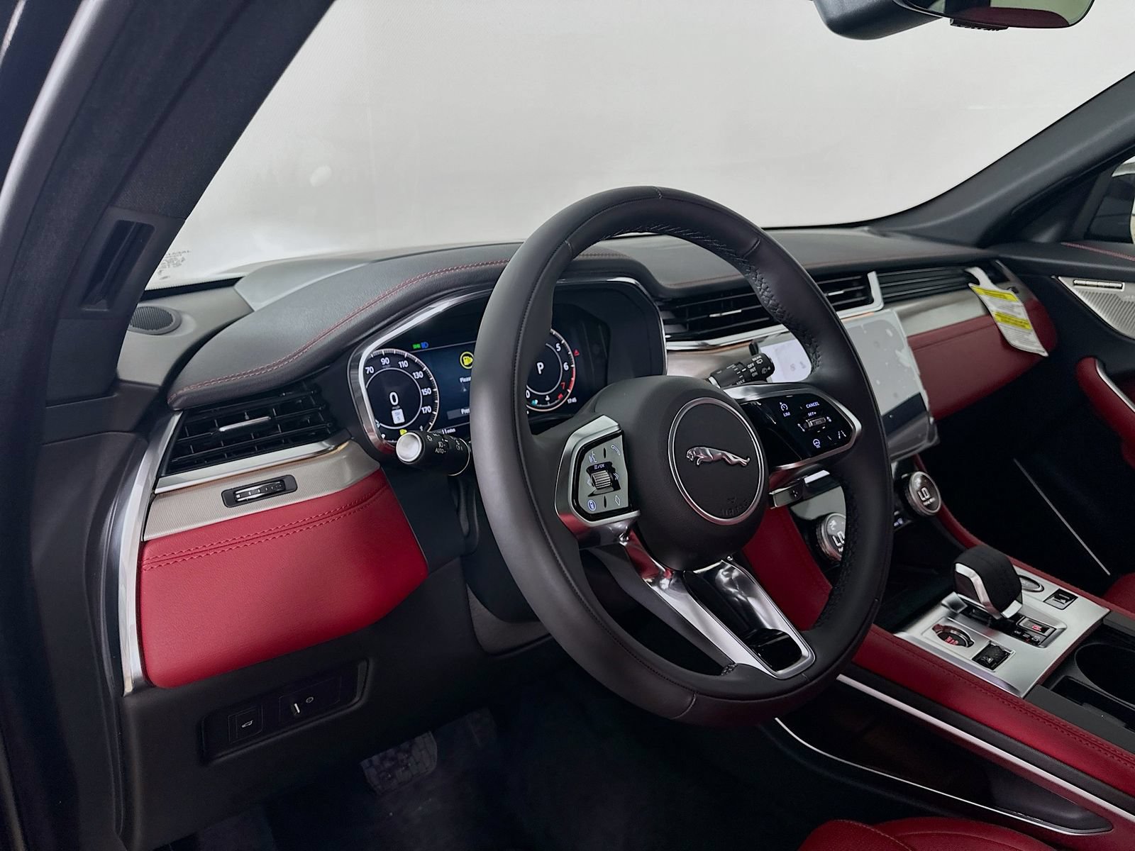 New 2026 Jaguar F-PACE R-Dynamic S AWD/4WD image 32