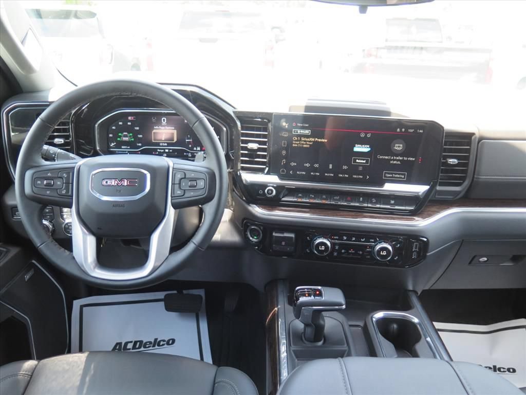 Used 2024 GMC Sierra 1500 Elevation w/ Elevation Premium Package AWD/4WD image 15