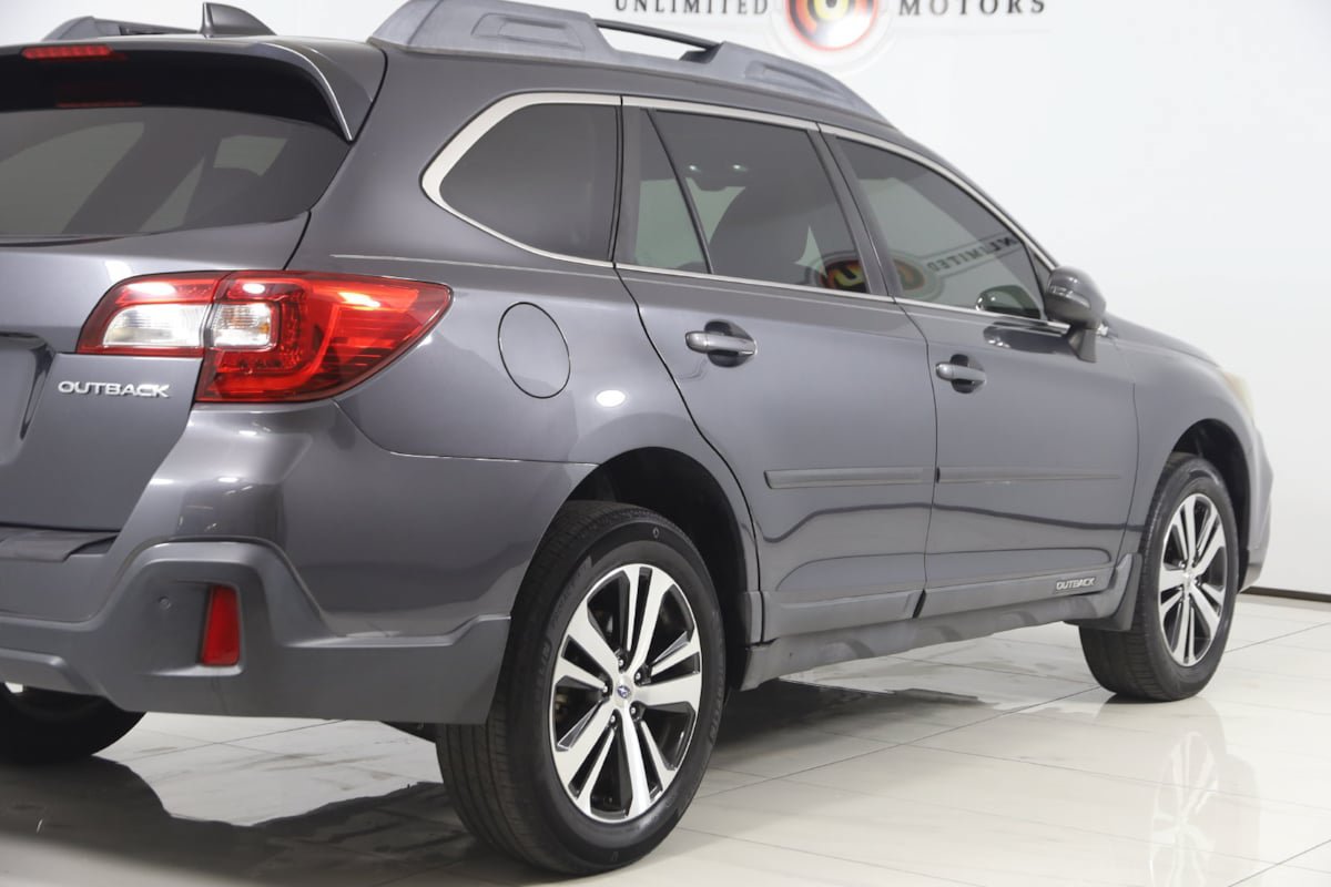 Used 2019 Subaru Outback 2.5i Limited AWD/4WD image 44