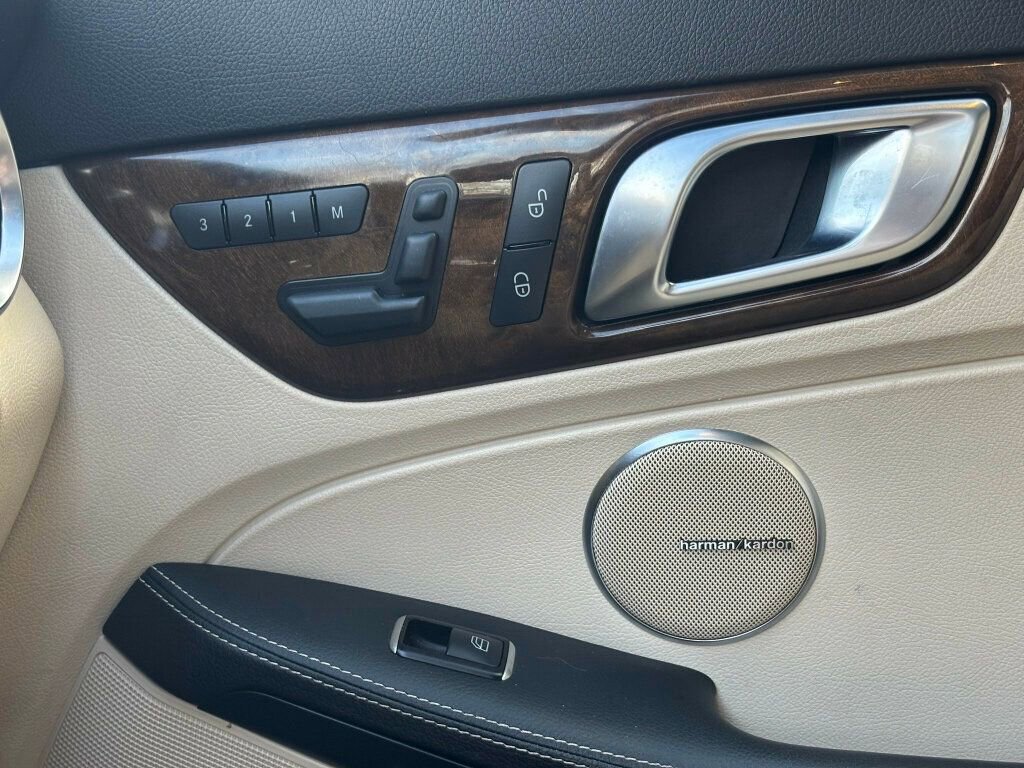 Used 2015 Mercedes-Benz SLK 250 2015 MERCEDES-BENZ SLK 250 image 22
