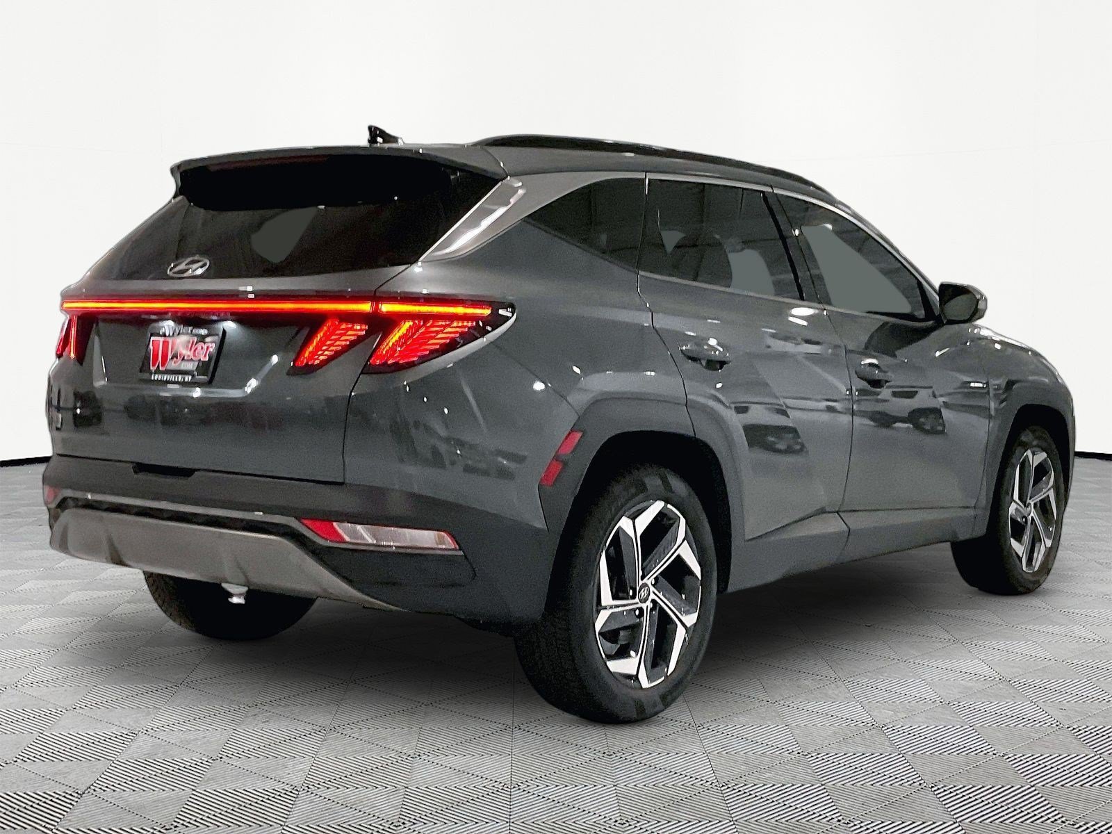 Used 2022 Hyundai Tucson Limited AWD/4WD image 6