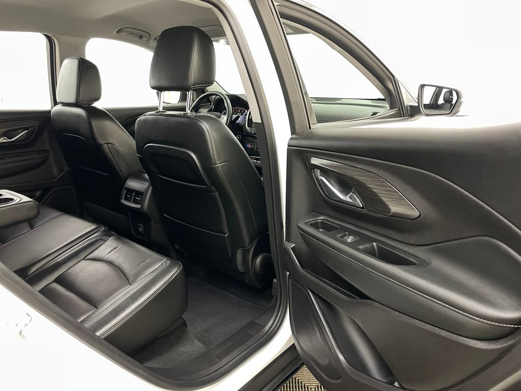 Certified 2024 GMC Terrain SLT AWD/4WD image 41