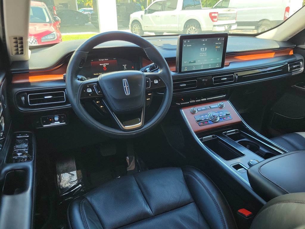 Certified 2021 Lincoln Aviator Reserve w/ Elements Package Plus RWD image 11