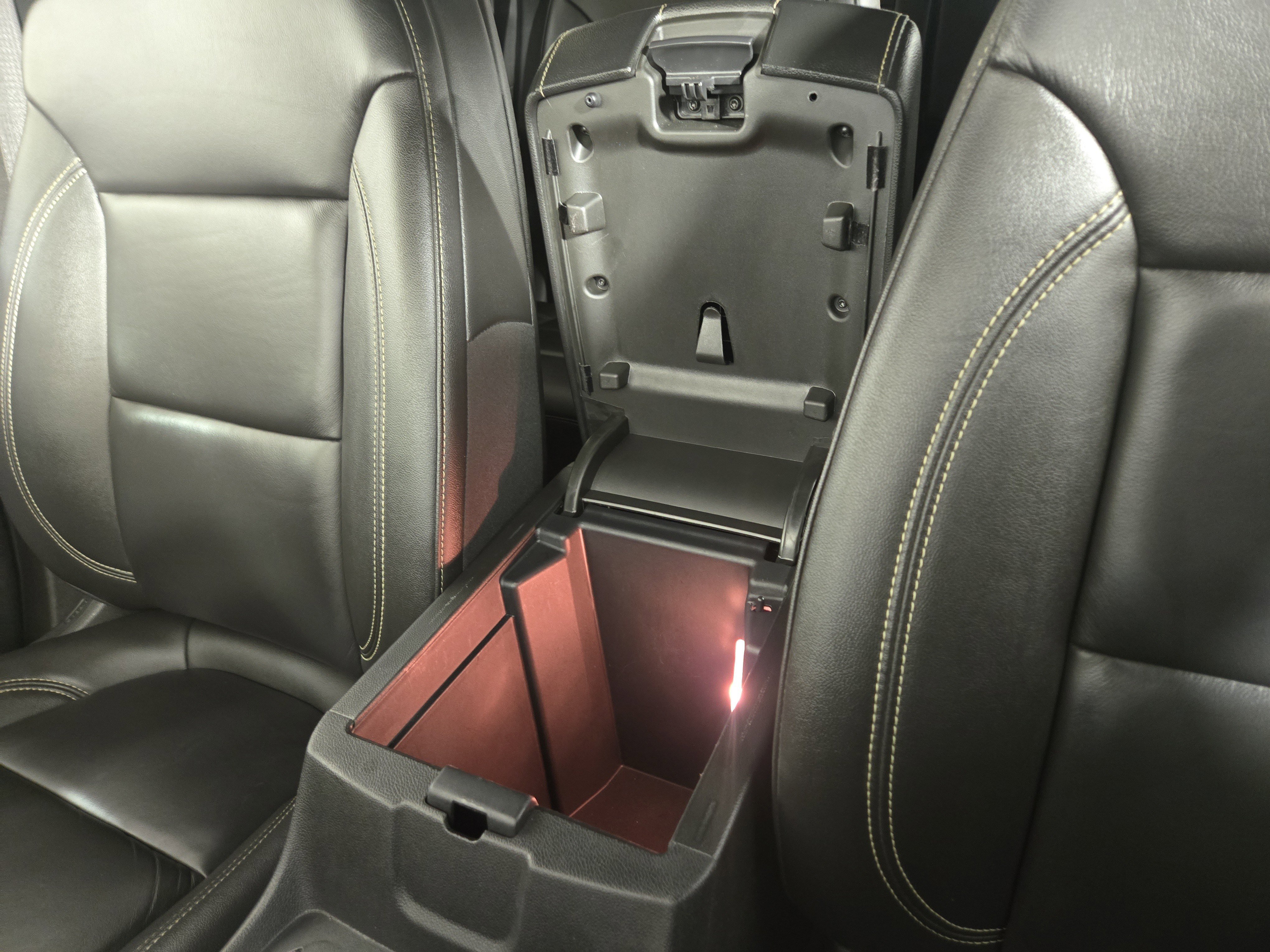 Certified 2023 Chevrolet Traverse LT w/ LPO, Floor Liner Package FWD image 28