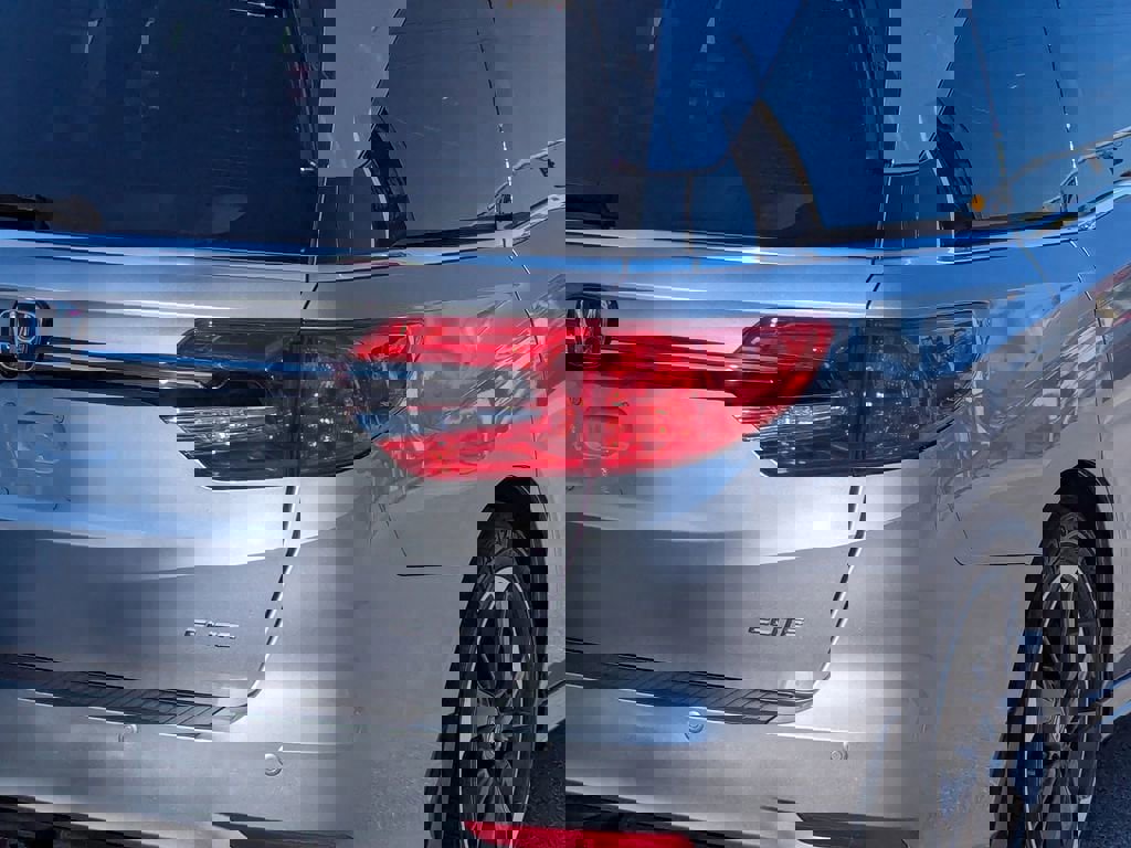 Used 2024 Honda Odyssey Elite image 7