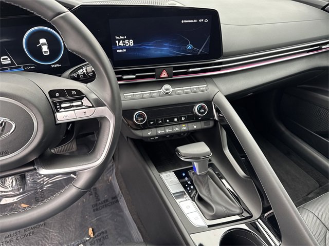Certified 2023 Hyundai Elantra Limited image 27