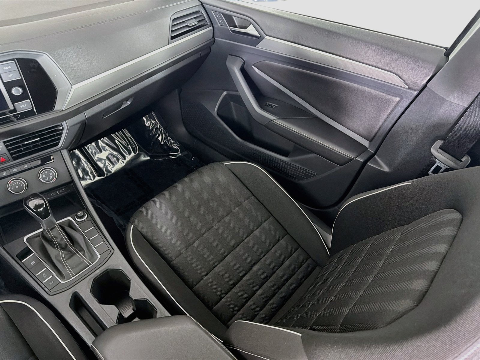 Used 2023 Volkswagen Jetta Sport FWD image 21