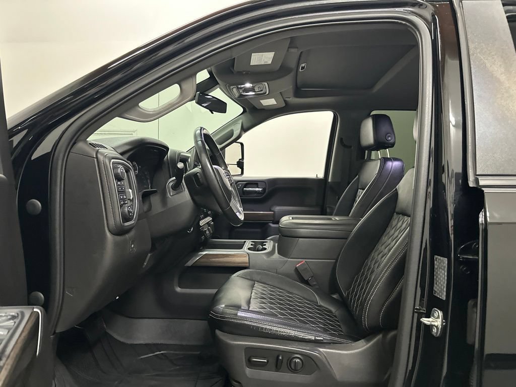 Used 2019 Chevrolet Silverado 1500 RST AWD/4WD image 26