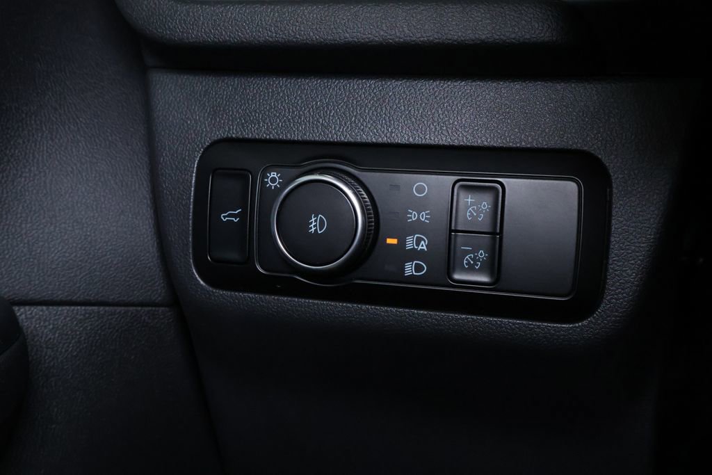 Used 2024 Ford Escape Platinum image 25