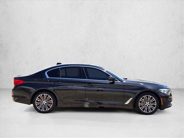 Used 2019 BMW 530i xDrive w/ Convenience Package AWD/4WD image 4