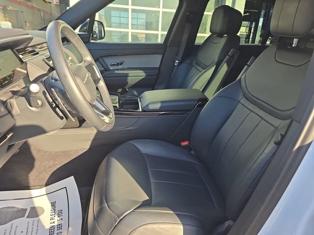 Used 2024 Land Rover Range Rover Sport SE image 14