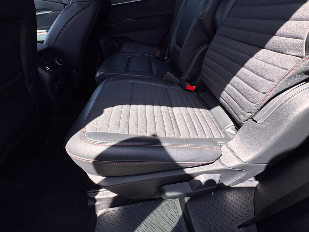 Used 2026 Ford Explorer ST-Line RWD image 29