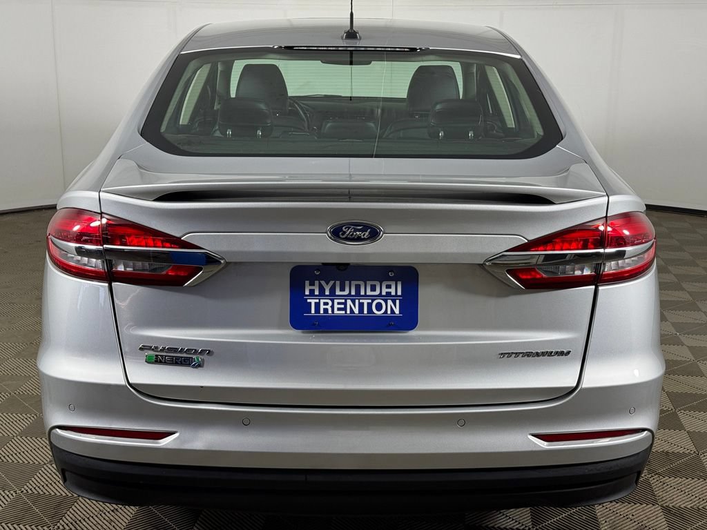 Used 2019 Ford Fusion Energi Titanium FWD image 13
