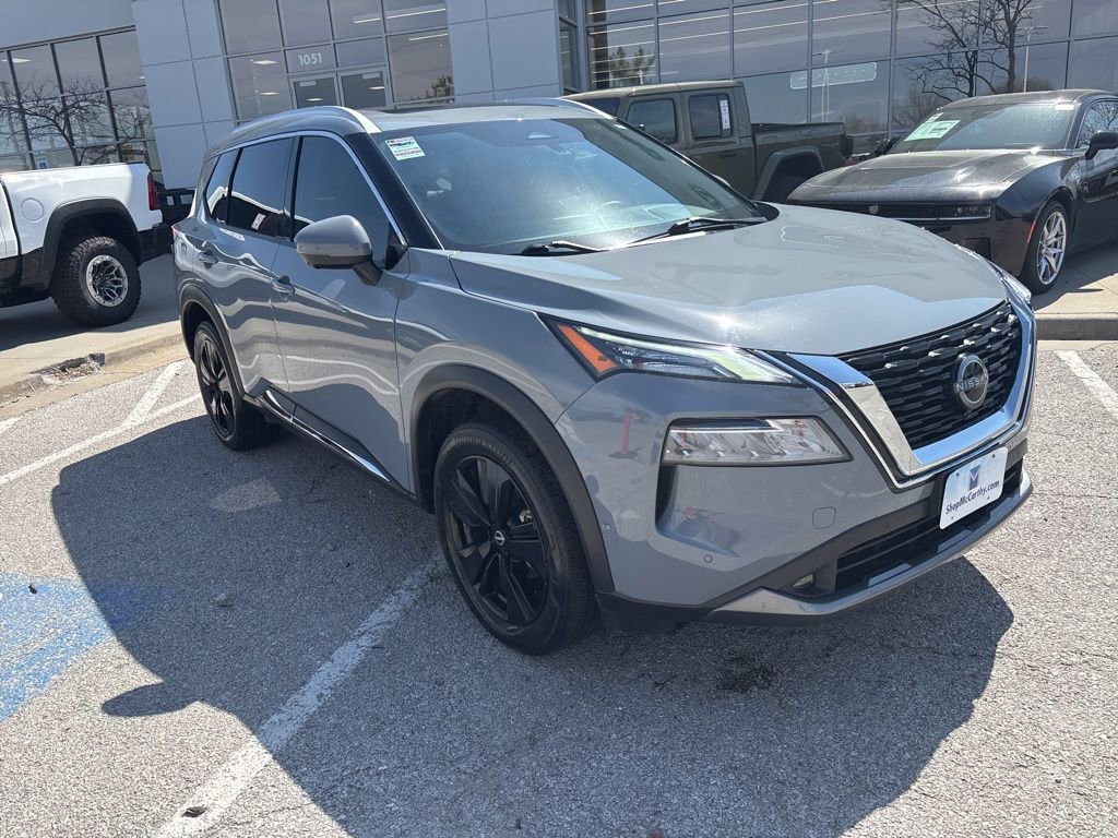 Used 2022 Nissan Rogue SL w/ SL Premium Package image 7