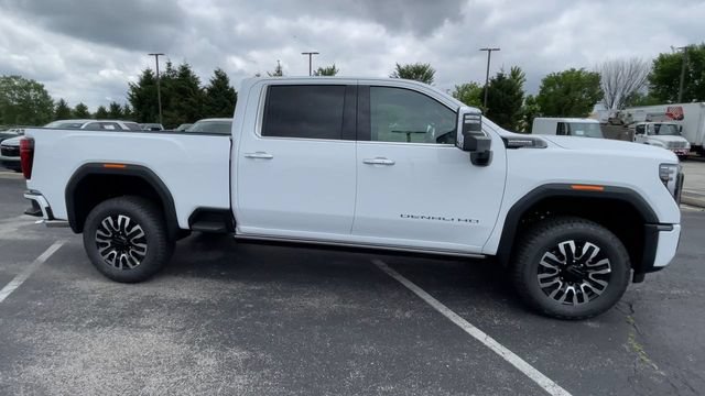 New 2026 GMC Sierra 2500 Denali Ultimate w/ Max Trailering Package AWD/4WD image 3