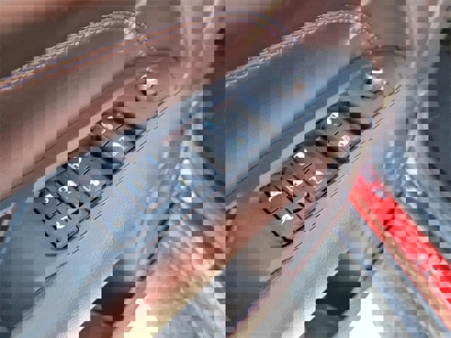 New 2026 Jeep Compass Limited image 18