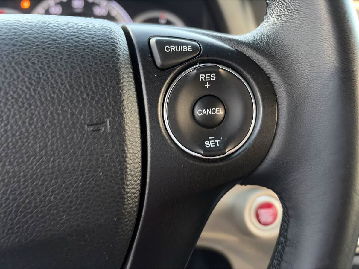 Used 2013 Honda Accord EX-L image 35