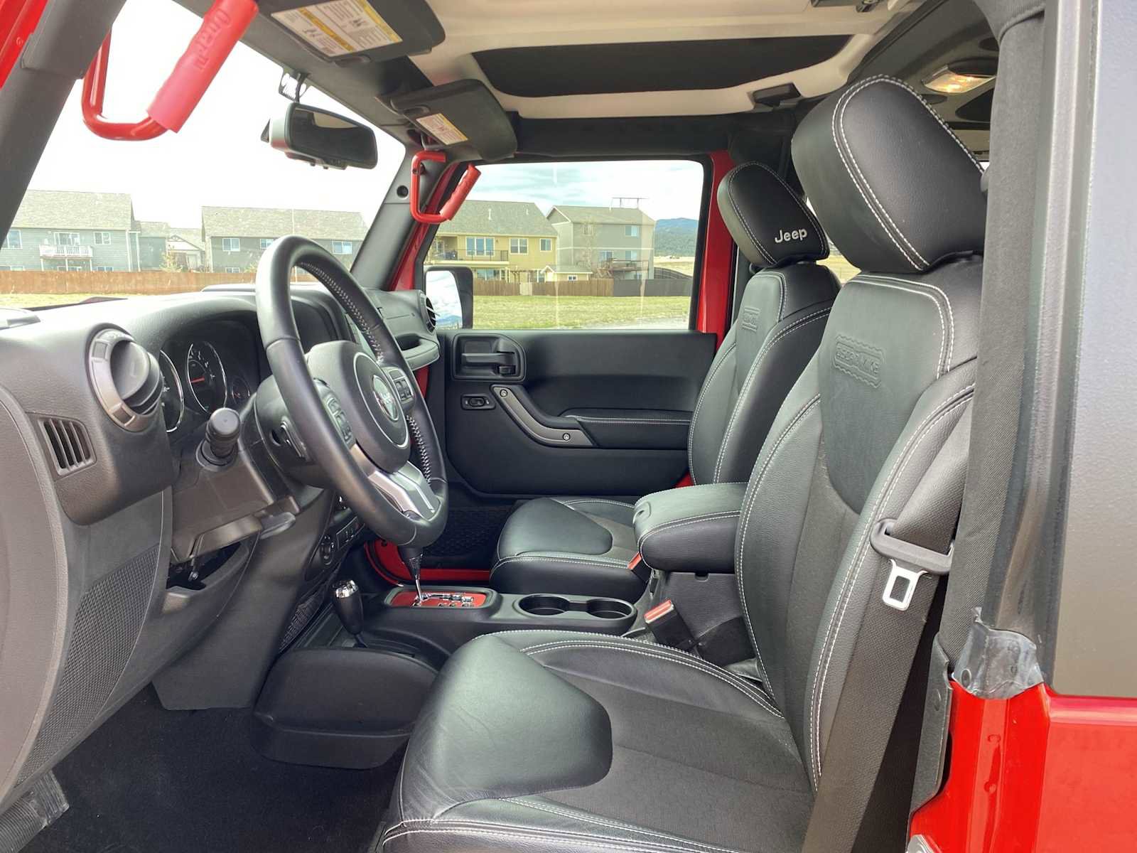 Used 2018 Jeep Wrangler Sport AWD/4WD image 16