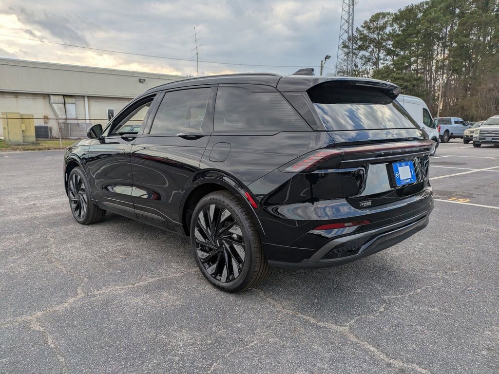 New 2026 Lincoln Nautilus Reserve image 6