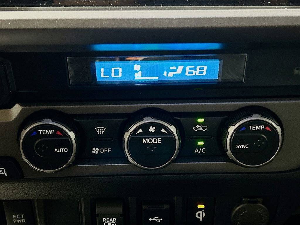 Used 2023 Toyota Tacoma TRD Off-Road AWD/4WD image 13