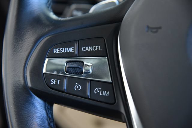 Used 2021 BMW 330i xDrive Sedan AWD/4WD image 16