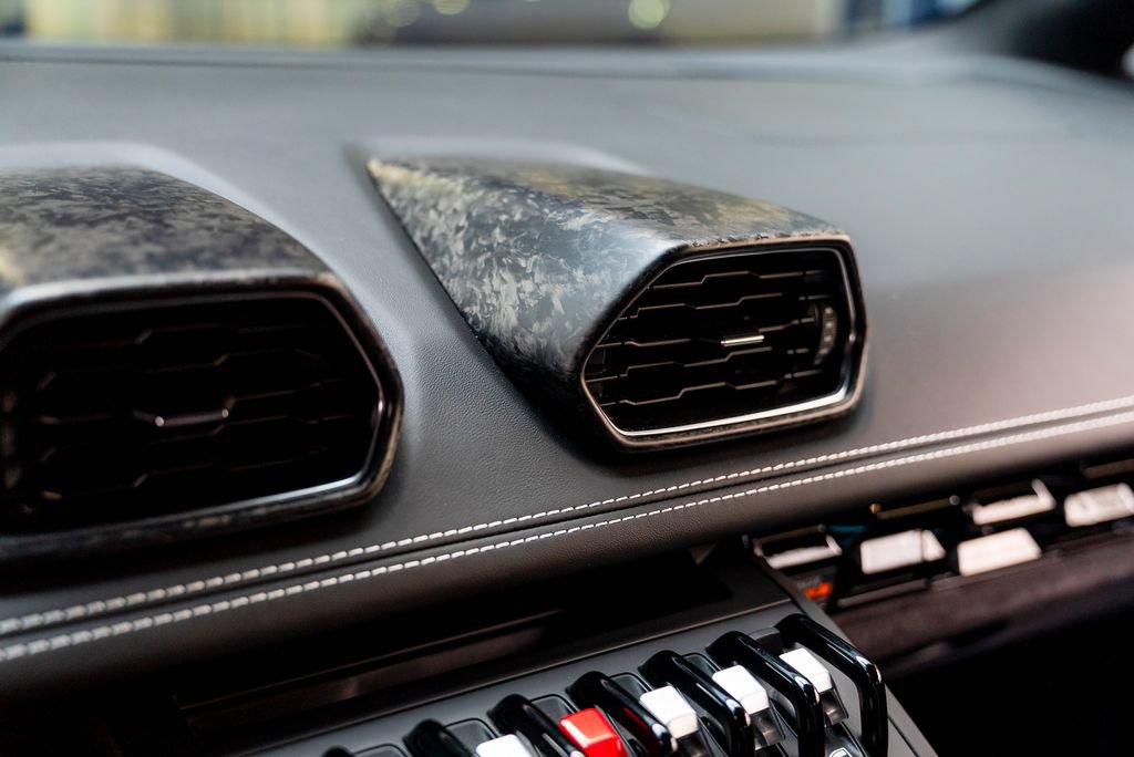 Used 2021 Lamborghini Huracan EVO RWD image 51
