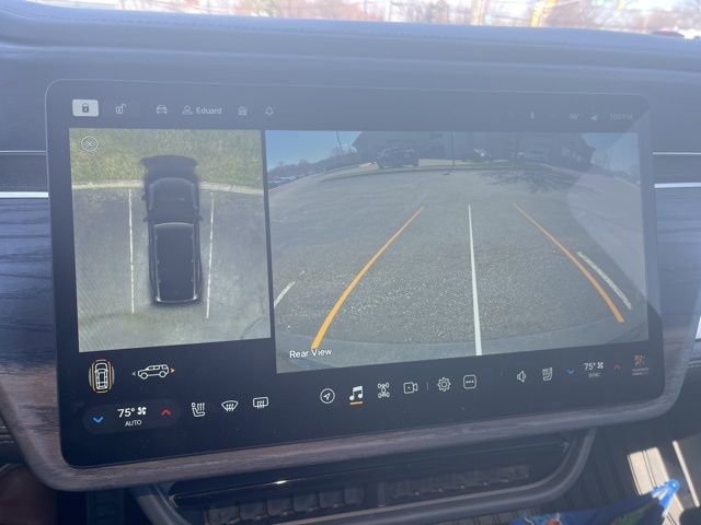 Used 2025 Rivian R1S Adventure image 6