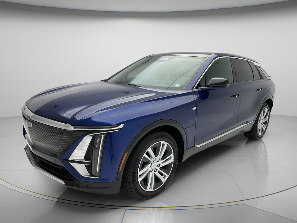 Used 2024 Cadillac Lyriq Tech w/ Driver Assist Package AWD/4WD image 3