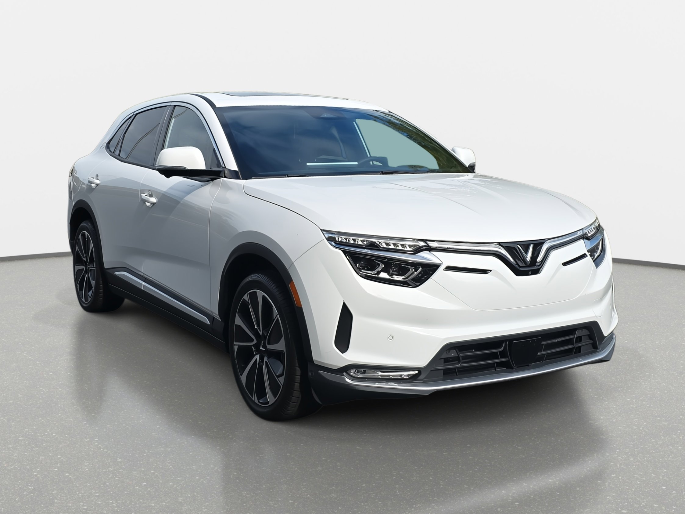 New 2025 VinFast VF 8 Plus image 3