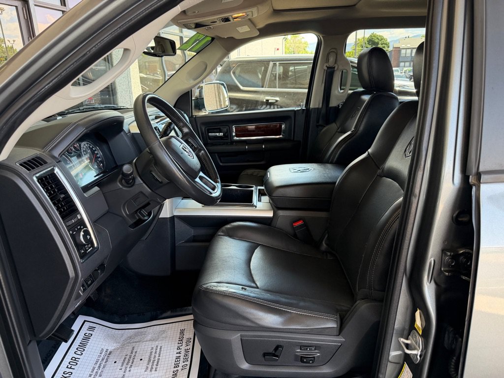 Used 2012 RAM 3500 Laramie RWD image 5