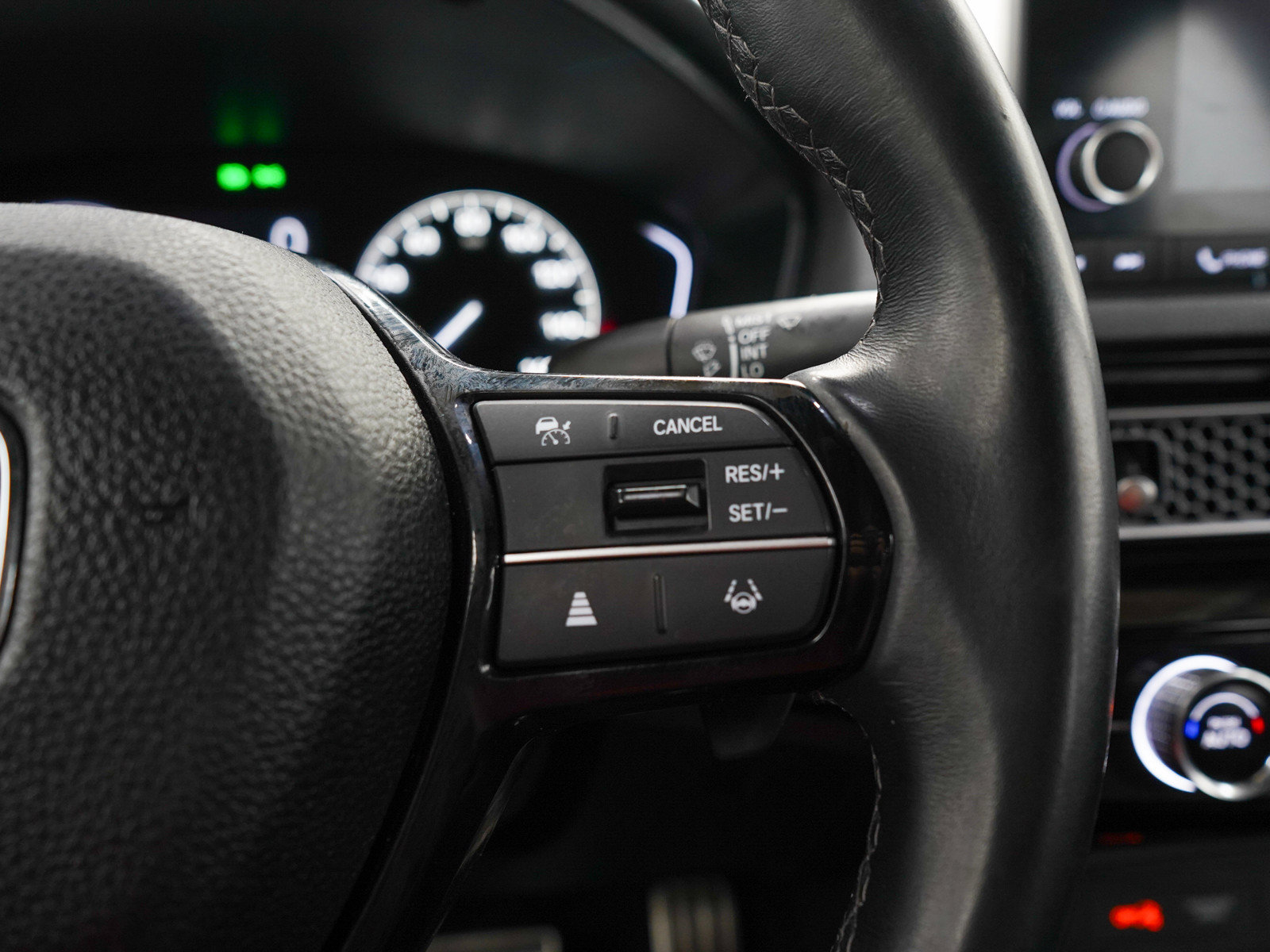Used 2022 Honda Civic Sport image 24