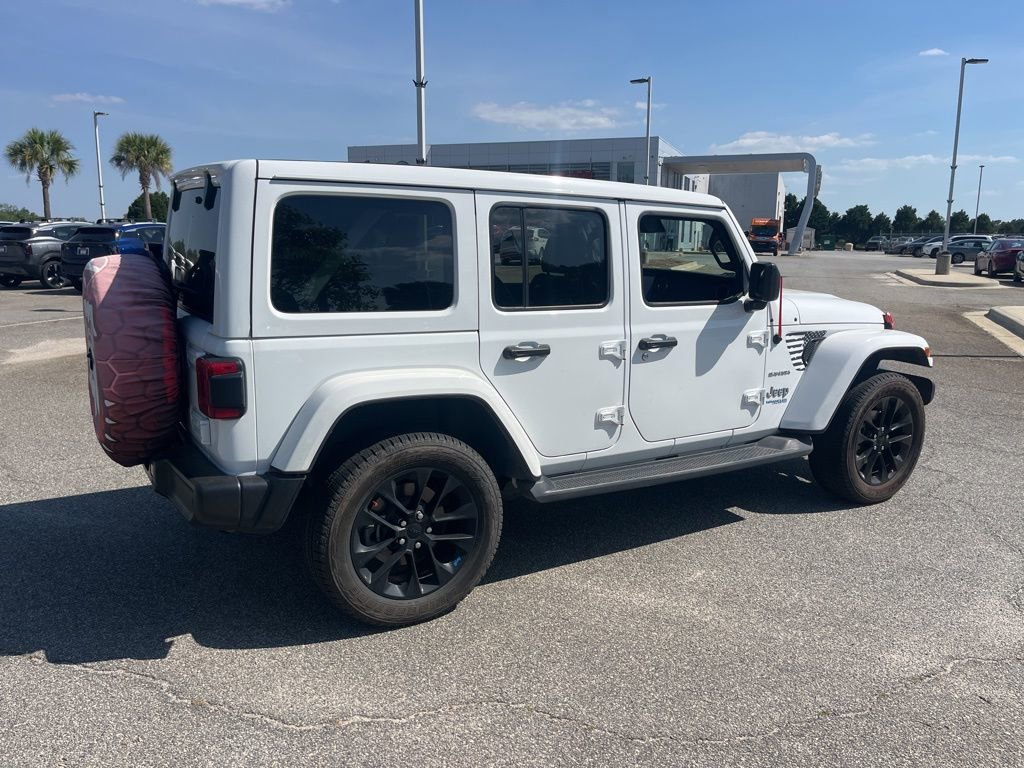 Used 2022 Jeep Wrangler Unlimited Sahara w/ Cold Weather Group image 5