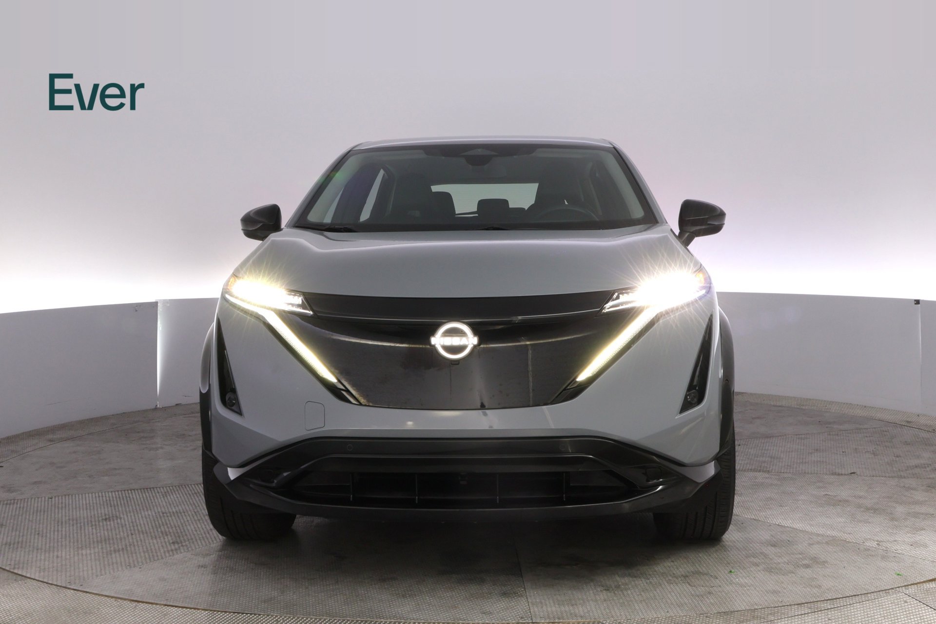 Used 2024 Nissan Ariya AWD image 12