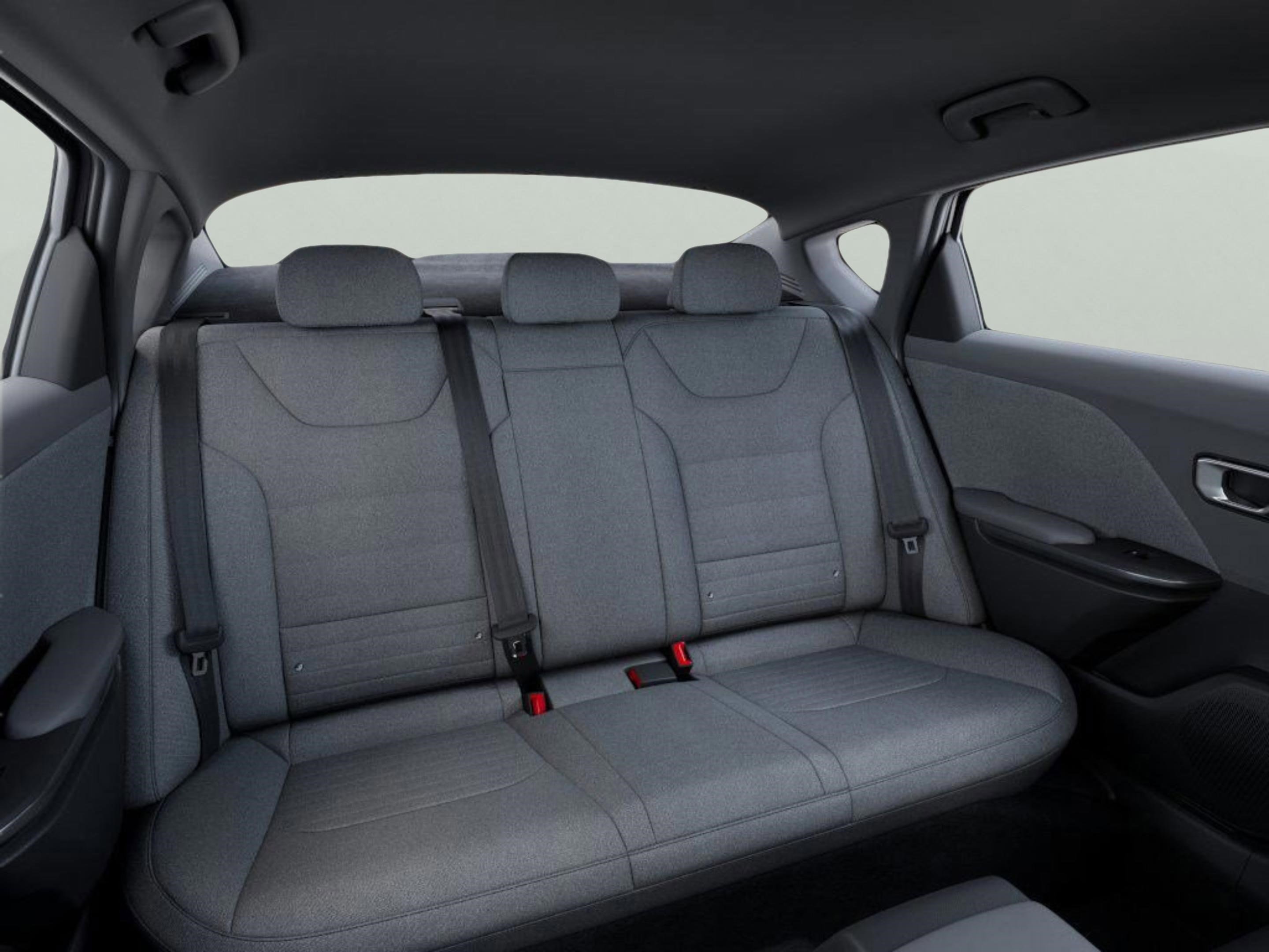 New 2025 Kia K4 EX image 16