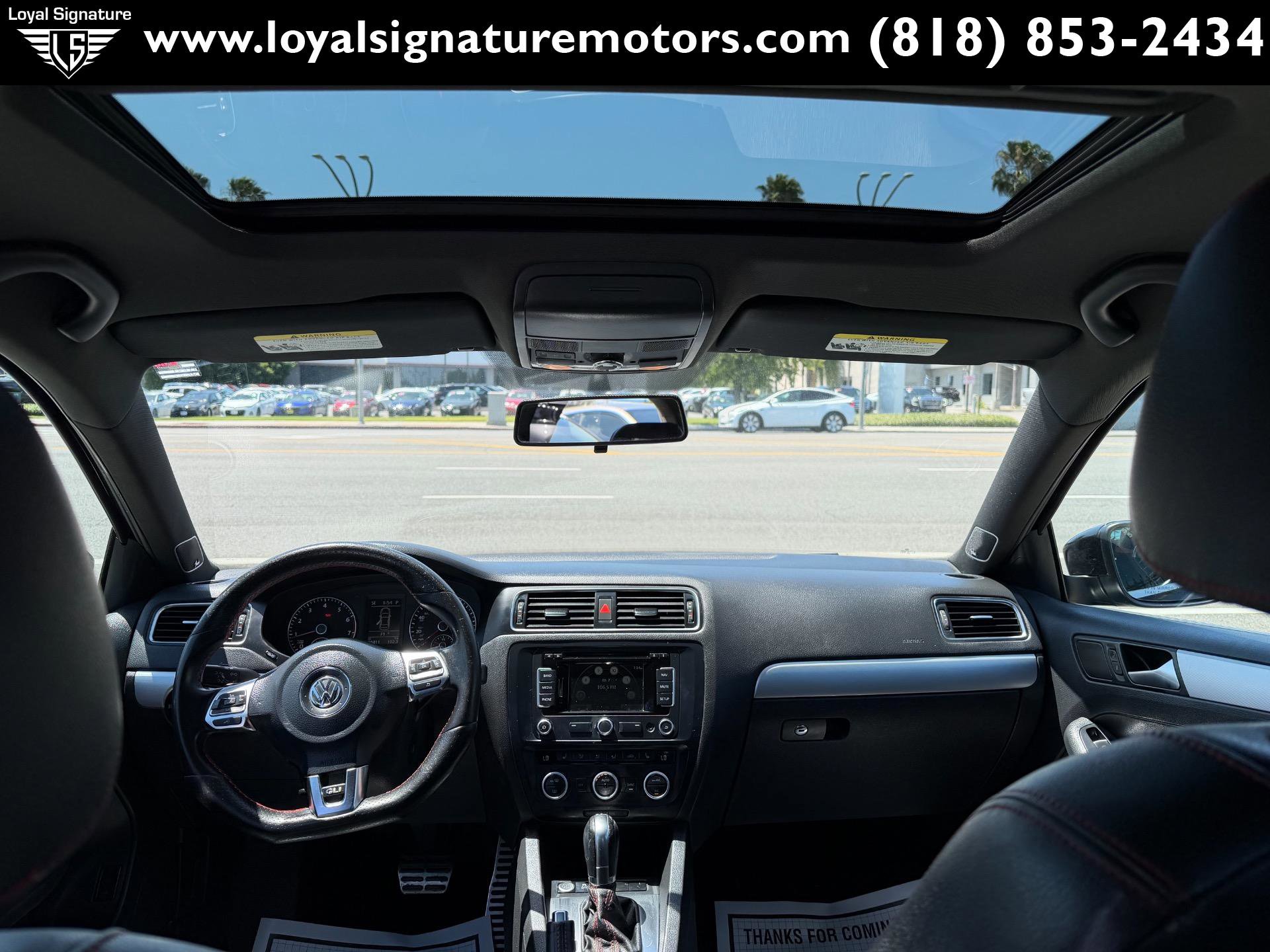 Used 2013 Volkswagen Jetta GLI FWD image 17