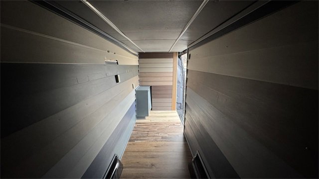 Used 2020 Mercedes-Benz Sprinter 3500 image 16